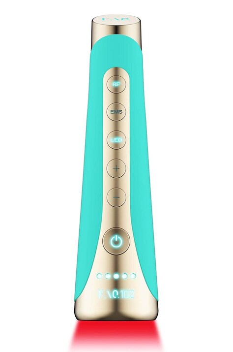 Συσκευή αντιγηραντικής θεραπείας FOREO FAQ™ 102