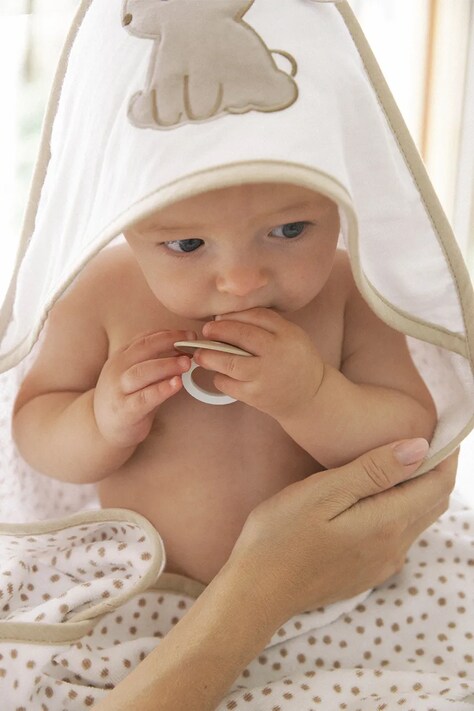 Βρεφική πετσέτα με κουκούλα Mayoral Newborn 9918