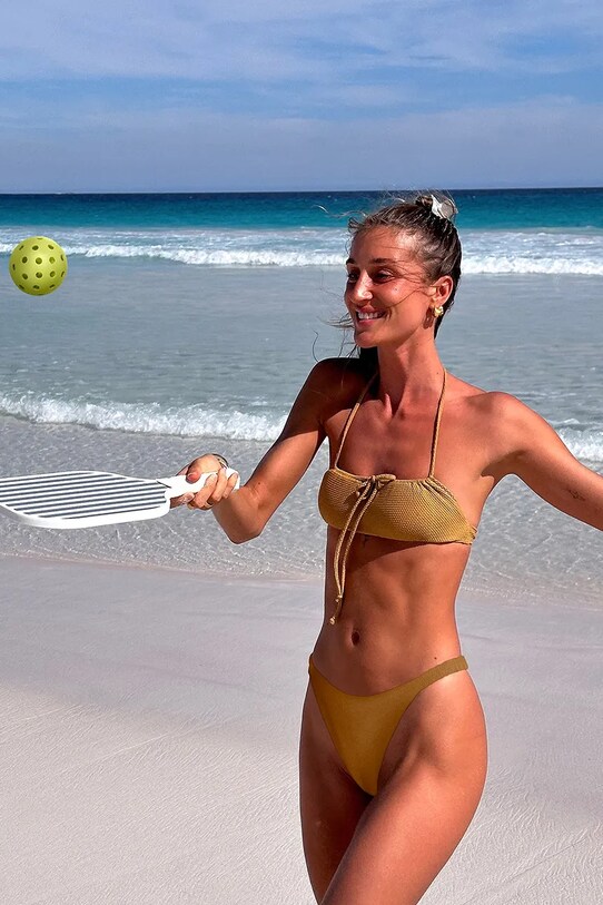 Σετ ρακέτες και μπάλα θαλάσσης SunnyLife Pickleball Set The Vacay Olive S51WPBOL