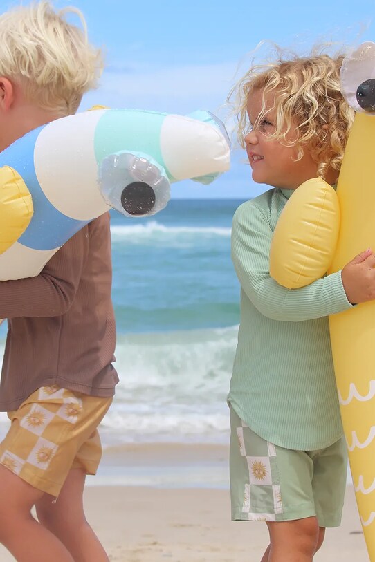 Μακαρόνια κολύμβησης SunnyLife Finn the Fish Multi 2-pack S51KNMUL