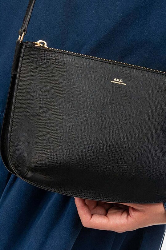 Δερμάτινη τσάντα A.P.C. Sac Sarah PXBJQ-F61404 BLACK PXBJQ.F61404