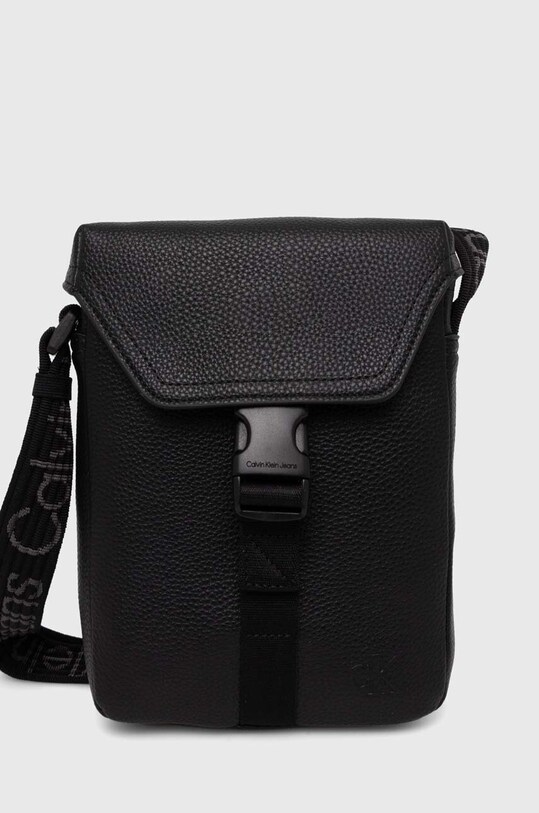 Σακίδιο Calvin Klein Jeans απομίμηση λείου δέρματος μαύρο K50K512021