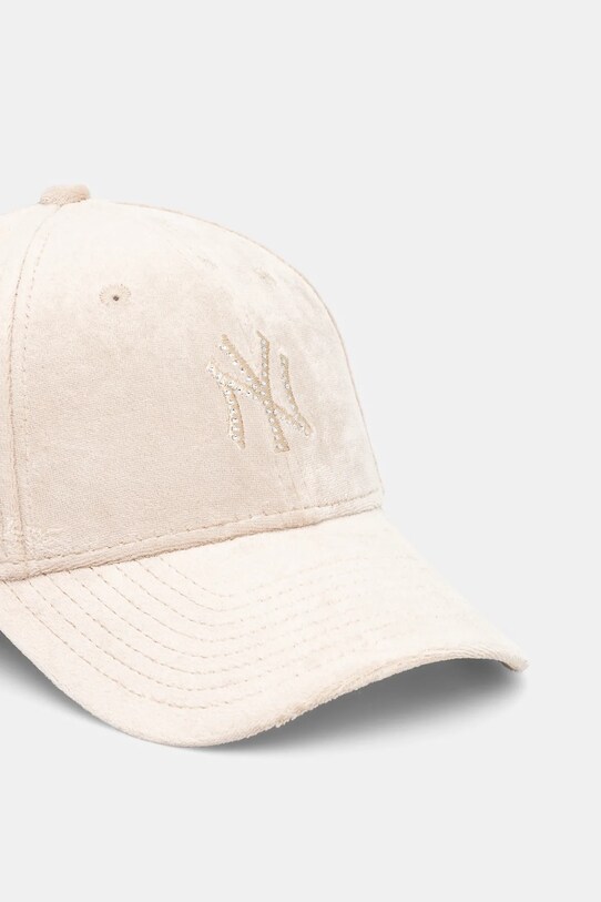 Βελουτέ καπέλο μπέιζμπολ New Era 60595352 μπεζ SS25