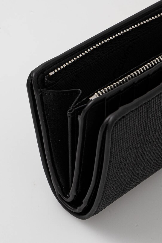 Πορτοφόλι Calvin Klein μαύρο K60K612957