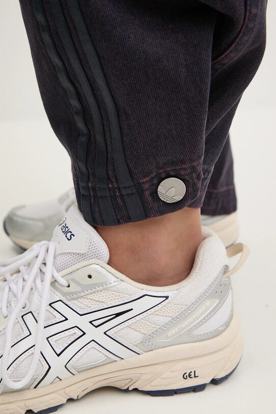 Τζιν παντελόνι adidas Originals DENIM BN PANT μωβ JX9214