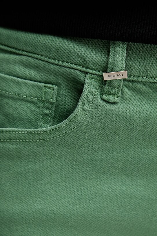 Τζιν παντελόνι United Colors of Benetton πράσινο 4WDDDE029