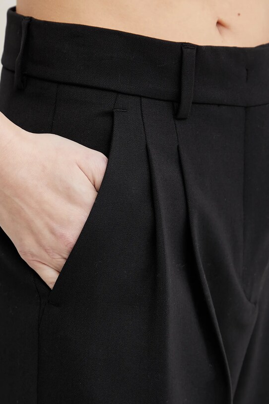 Παντελόνι με μείγμα κασμίρ Weekend Max Mara μαύρο 2515131131600
