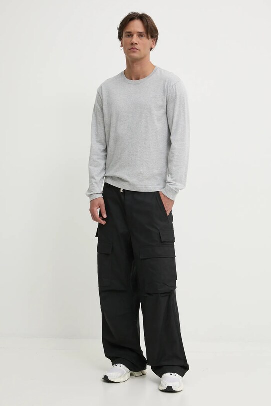 Βαμβακερό παντελόνι PURPLE BRAND WOVEN CARGO PANT P527.WCBB125 μαύρο SS25