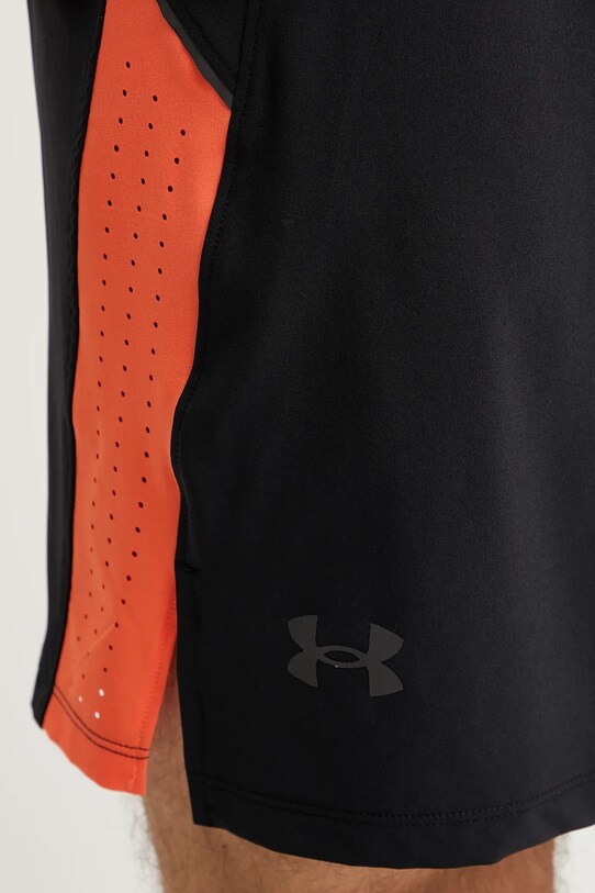Σορτς τρεξίματος Under Armour Launch Pro 7 μαύρο 1376508