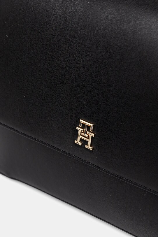 Τσάντα Tommy Hilfiger μαύρο AW0AW16815