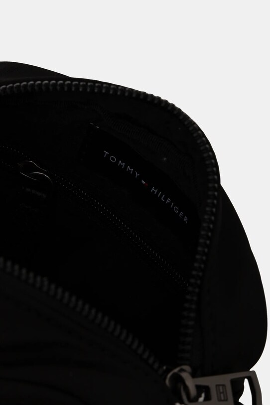 Σακίδιο Tommy Hilfiger μαύρο AM0AM13111