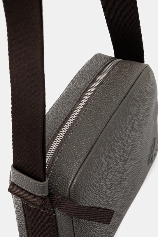 Τσάντα Calvin Klein Jeans LV04G3081G πράσινο