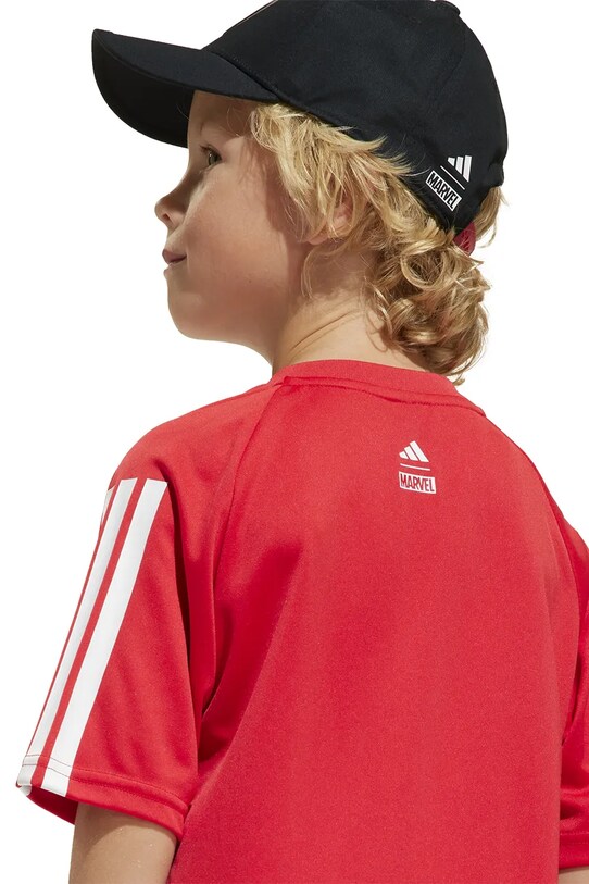Παιδικό μπλουζάκι adidas MRVL JF3654