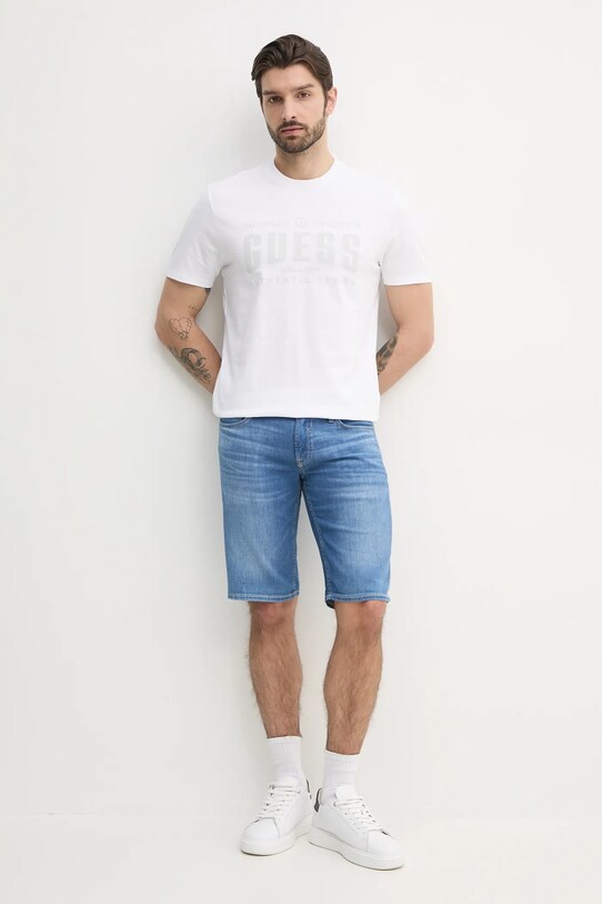 Βαμβακερό μπλουζάκι Guess M5GI27.KBW41 λευκό SS25