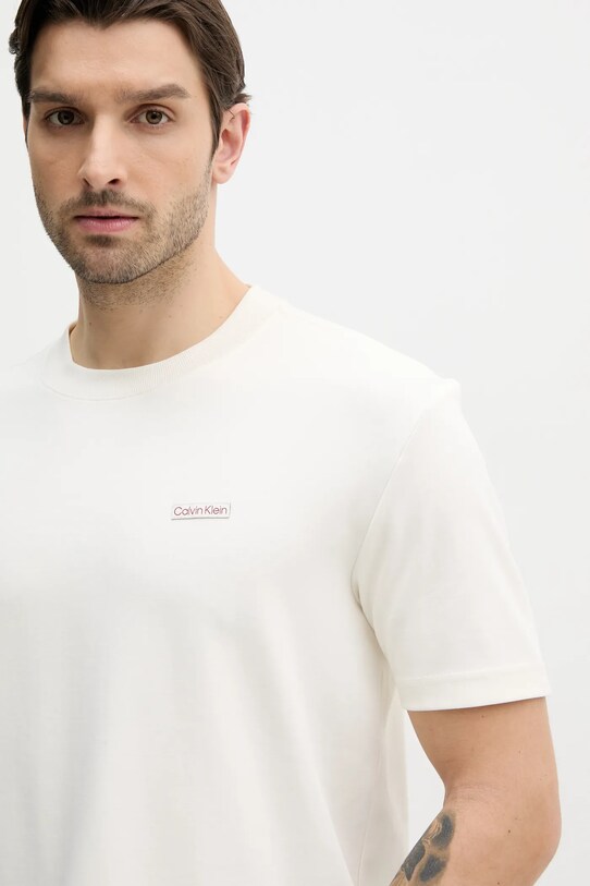 Ρούχα Μπλουζάκι Calvin Klein Jeans J30J327234 μπεζ