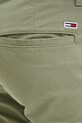 Σορτς Tommy Jeans πράσινο DM0DM21950